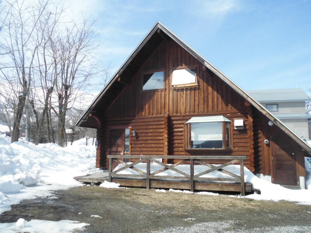 Log Cottage Villa Happo Hakuba Esterno foto